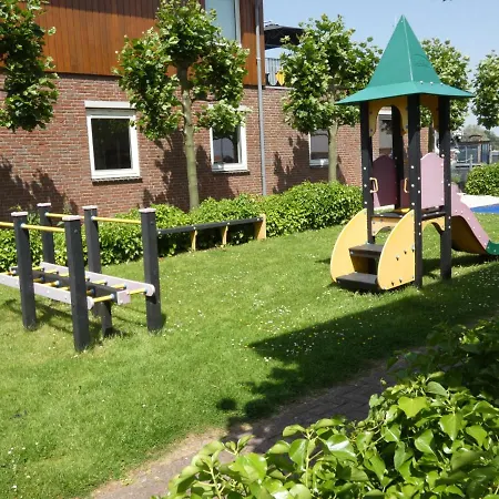 Dom wakacyjny De Meerparel-2 *